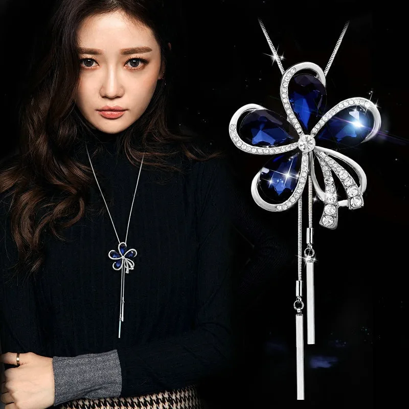 

Trendy Dark Blue Five-leaf Flower Pendant Necklaces Women Snake Chain Dress Sweater Shopping Party Accessories