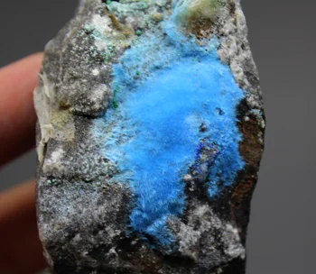 

128g Natural rare blue Cyanotrichite mineral specimens stones and crystals healing crystals quartz gemstone from China!