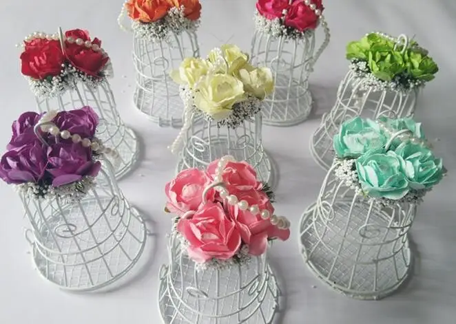 

7*7*10 cm European-style wedding bells / candy box 50 pcs for sandeep bhatia