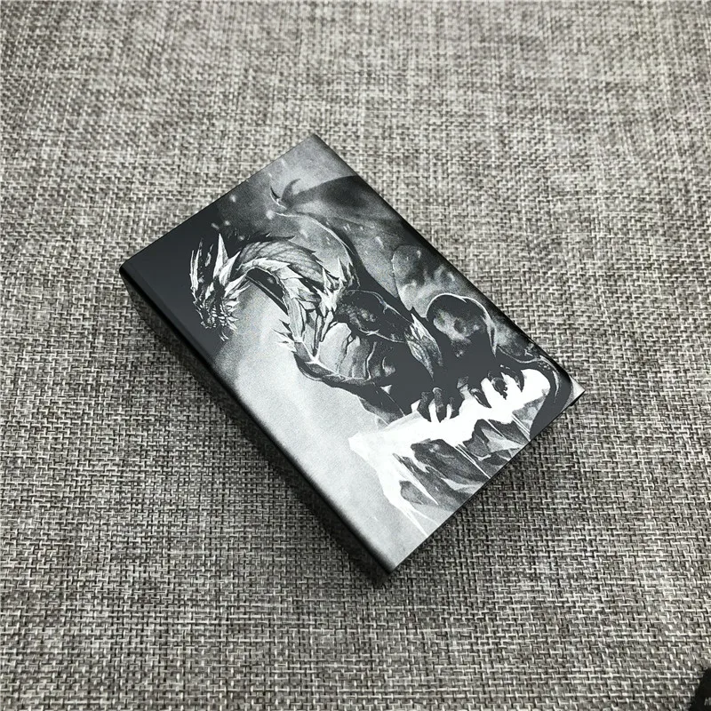 Customized Ultra-Thin Tiger Totem Aluminum Cigarette Case with Laser Engraving