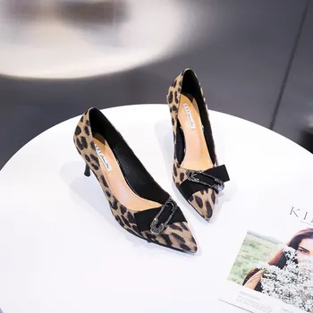 

2019 autumn new fashion simple leopard decorative casual high heels women retro style metal decorative high heels