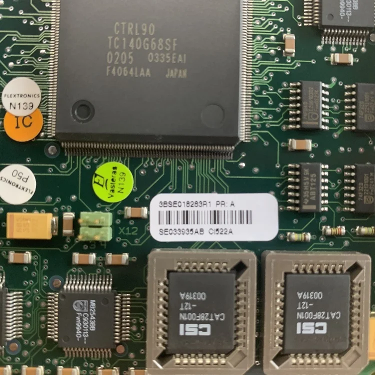 И модуль интерфейса связи ABB 3BSE018283R1