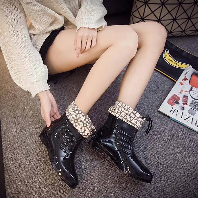 

Rain Boots Women's Warm Rain Boots Adult White Collar Kitchen Four Seasons Short Anti-slip Waterproof Shoes Safety Shoes Work Sh
