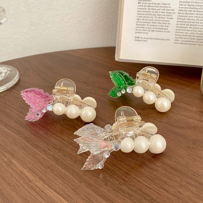 Шпилька для волос в виде рыбьего хвоста с жемчужинами и кристаллами |