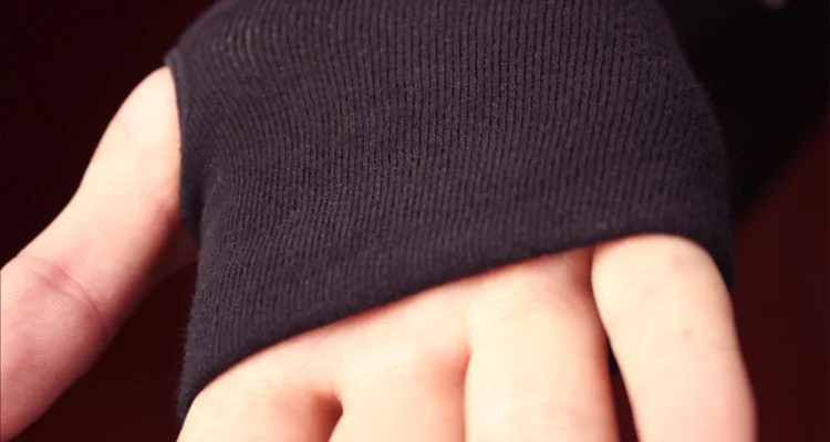 RIVERDALE-Glove-South-Side-Ser