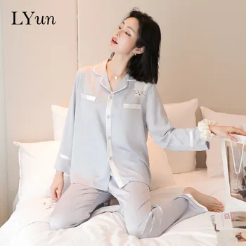 

Spring new ladies pajamas silk thin long-sleeved pajamas cartoon cat pattern pajamas sleep pants suit comfortable home service
