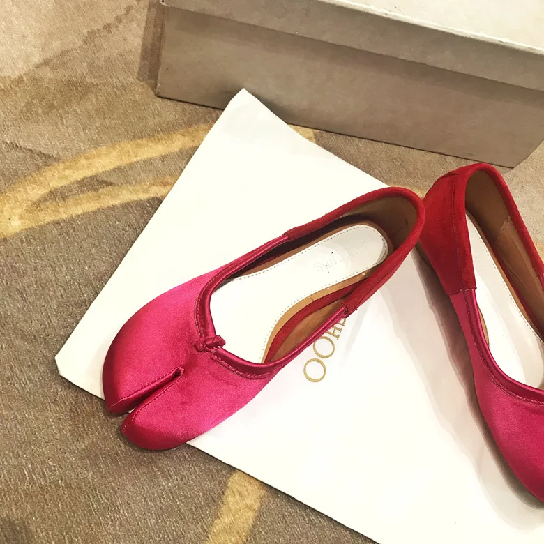 Women Split Toe Shoes Genuine Leather Slip on Ladies Shallow Moccasins Casual Shoes Female Spring Loafer Shoes Women R2-75