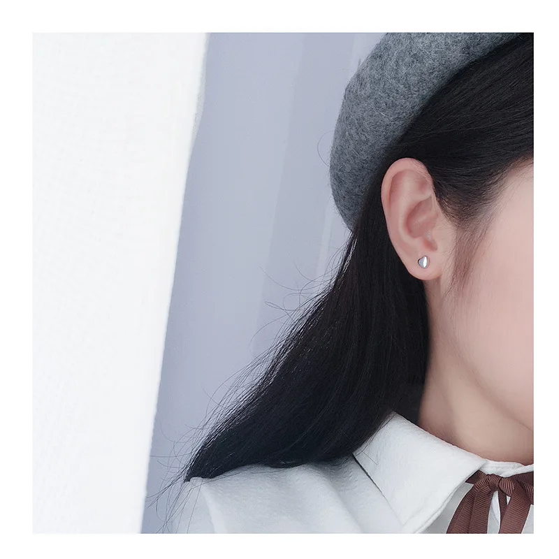 S925 Серебряный в форме сердца серьги-гвоздики простой элегантный корейский стиль анти-аллергические серьги для женщин ювелирные украшения подарок