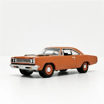 

Greenlight 1:64 Plymouth Road Runner 1968 Orange Diecast Model Car No Box
