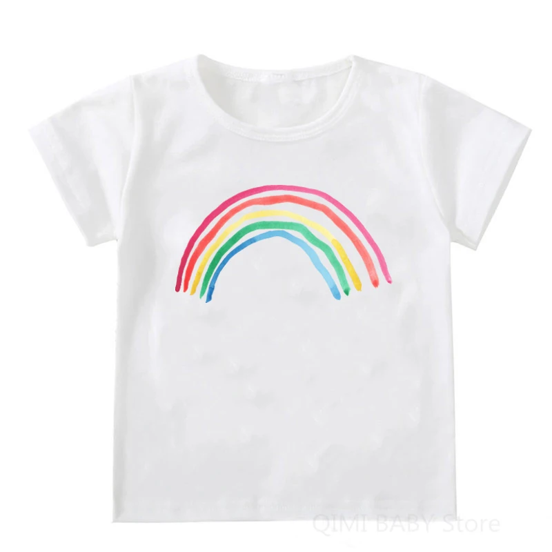 Camiseta branca de manga curta infantil, estilo