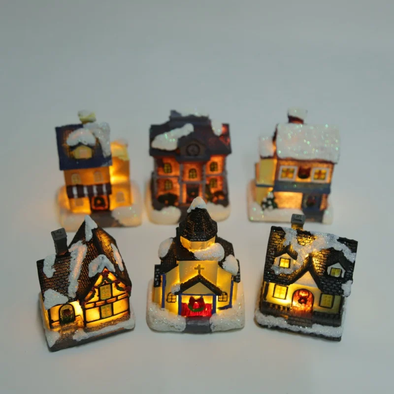 

Clorful LED Flashing Resin Christmas Scene Village Houses Town Battery Operate Christmas Ornamnet