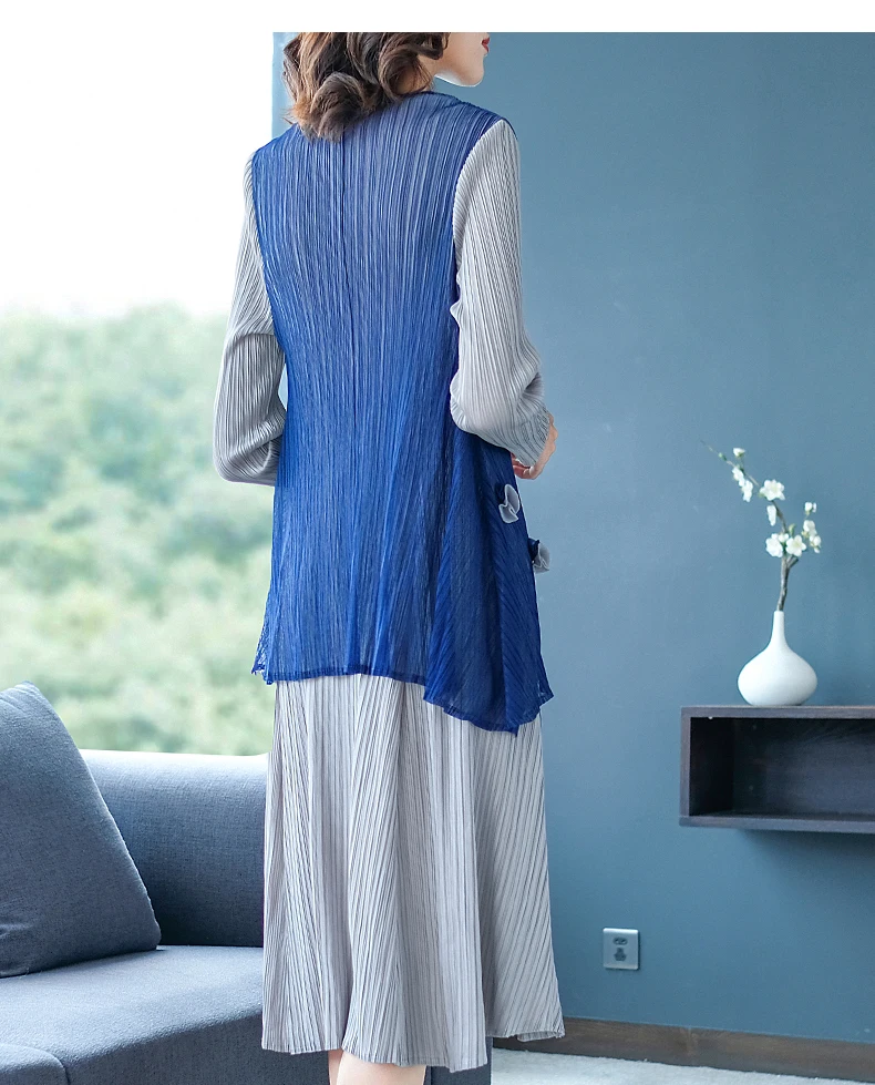 Модное Плиссированное цельнокроеное платье с длинными рукавами, круглым вырезом и цветочной аппликацией, имитация двух частей, платье