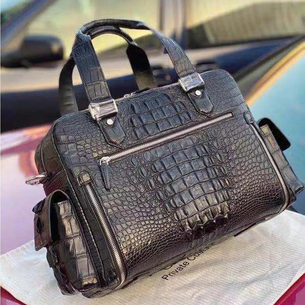 Рисунок 2 - Мужская сумка из крокодиловой кожи