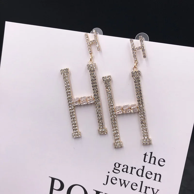 锆石镶钻H字母9.7元2