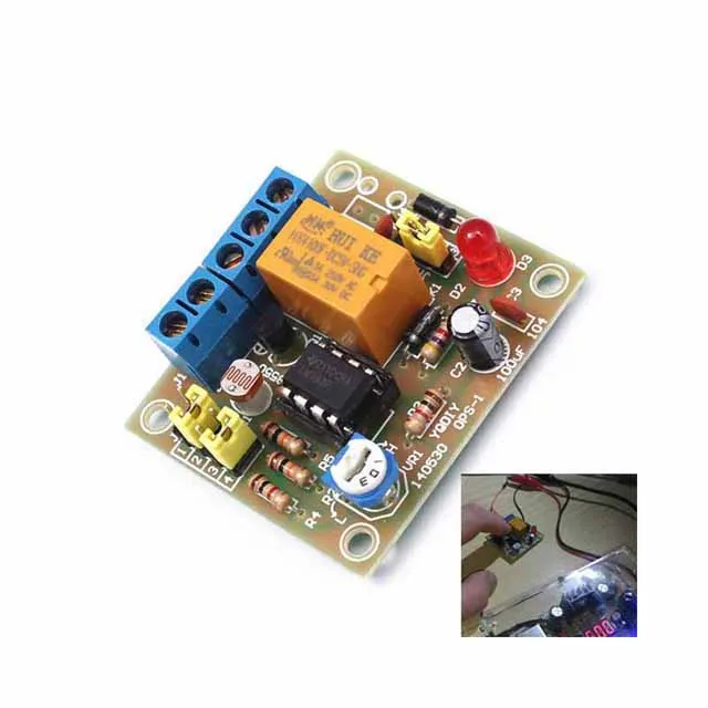 

A23-- LM393 DIY Light Operated Switch Kit Light Control Switch Photosensitive Electronic Trigger Output Mode Module