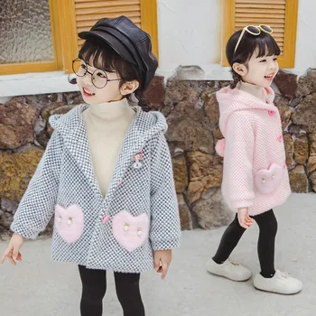 

2020 New Girls Mink Velvet Hooded Coat Baby Child Thickened Winter Jackets Kids Girl Plush Woolen Cute Overcoats