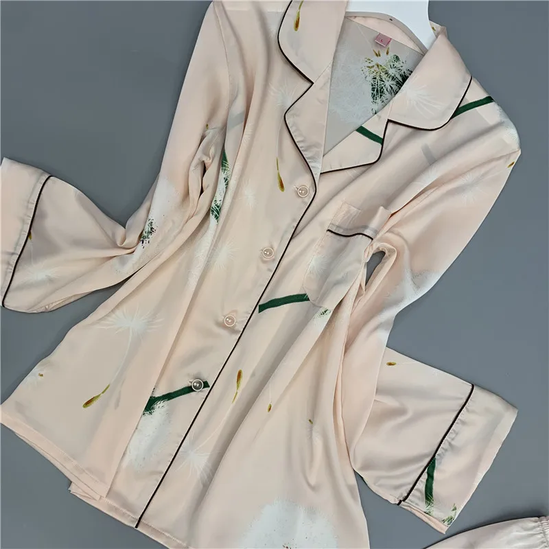 11832555636_2043651032