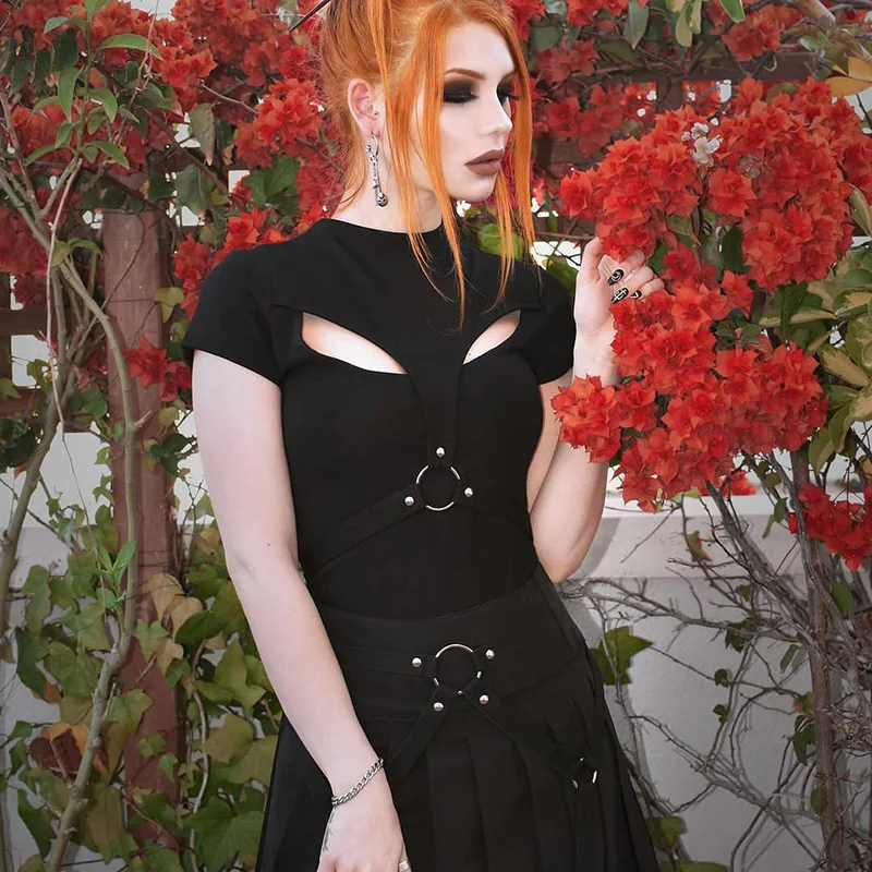 

2021 Bandage Gothic Black Pleated Mini Skirt Sashes Patchwork Pentagram Punk Belt Skirts Party Club High Waist Streetwear