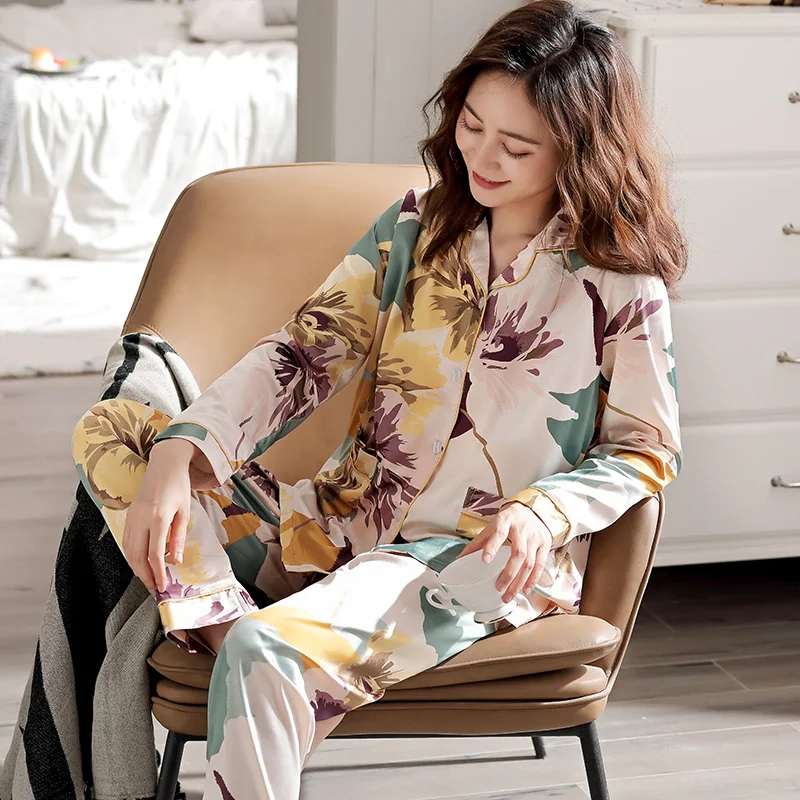 

Spring Autumn Women Silk Long Sleeve Pajamas Sets 2 Pieces Sleepwear Soft Elegant Comfortable Pyjama Flower Print Pijama Female