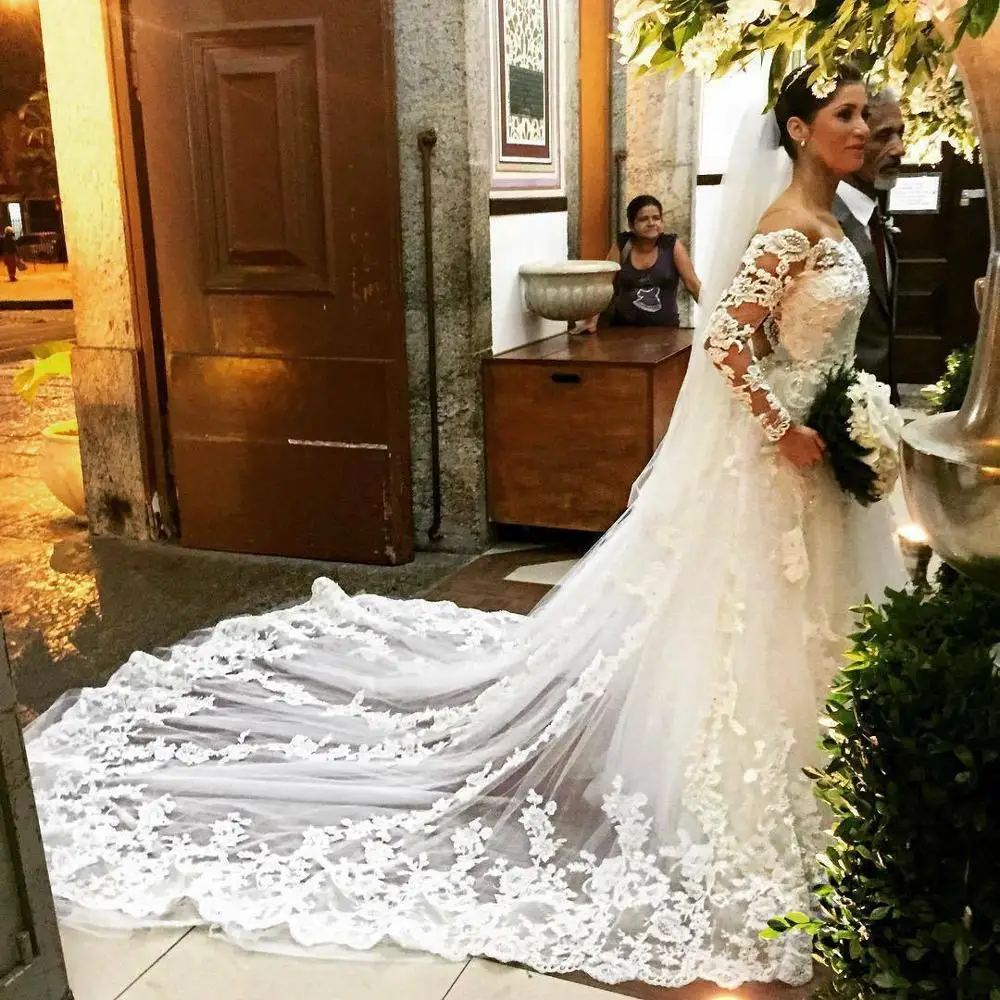 Vintage New Arrive Wedding Veils White Ivory Cathedral Length Lace Applique Tulle Free Comb Custom Made Bridal Veil Hot 2019 فساتين new romantic long sleeves white ivory applique organza bridal gown free shipping custom made size bespoke wedding dresses