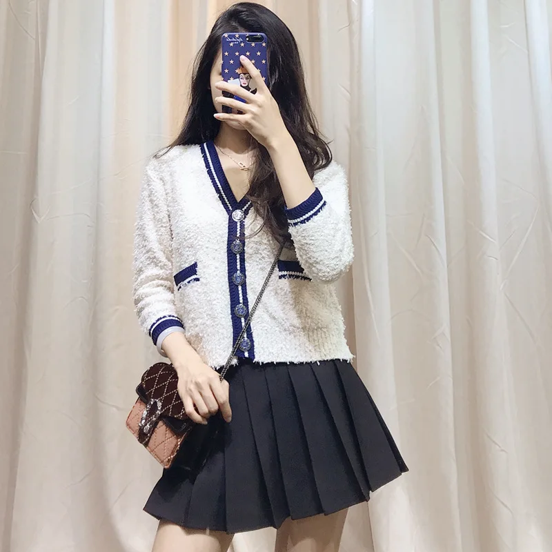 

Fall 2019 New Sweater Special Yarn Knitting Colour Edge Temperament Sweater Short Card Woman V-Neck Cardigans Women Sweaters