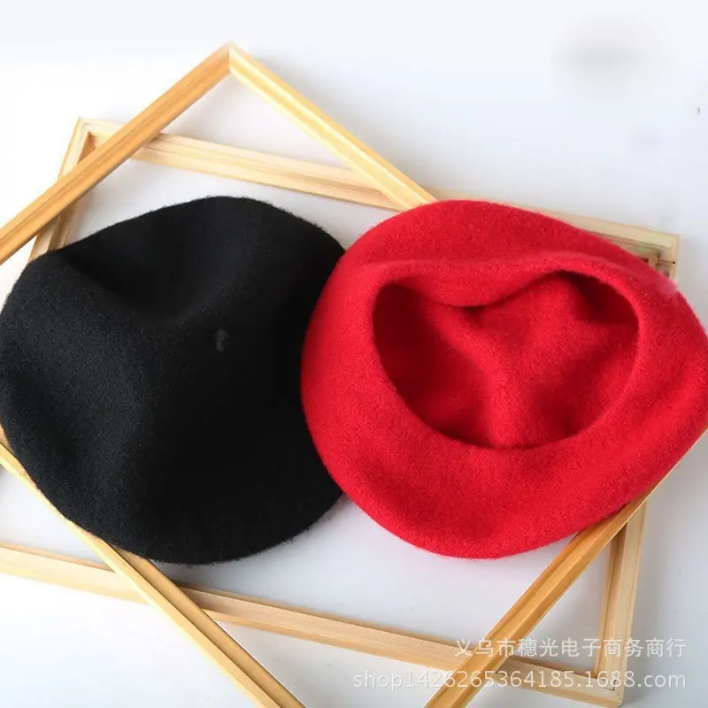 

Beret Winter Hat Female Korean Version of the Popula