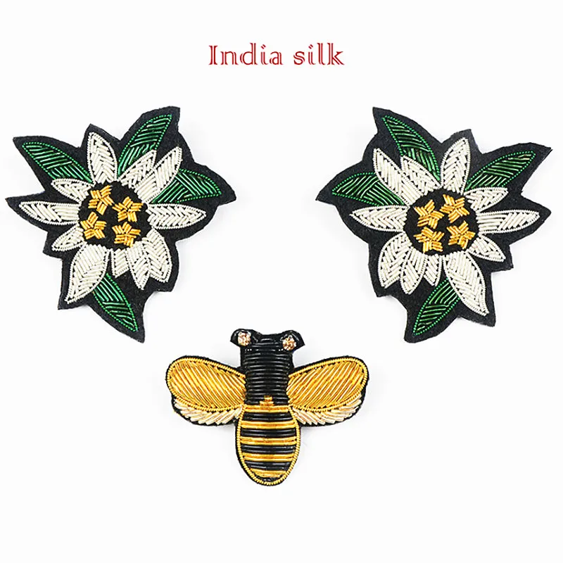 

MAXSIN FUN 1 Pc High Quality Handmade Embroidered Indian Silk Flower Bee Brooch Garment Accessories Pin Decorative Patch DIY