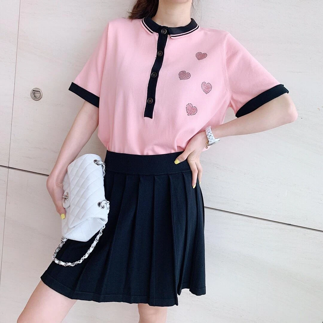 

2019 New High Quality High Temperature Hot Drilling Love Loose Top A Word Small Black Half Skirt Suit Luxury Brand Suit