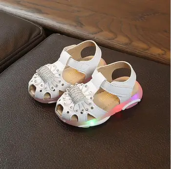 

Fashion Summer Children's LED Light Beach Sandals Kids Cute Comfortable Flats Sandal For Girls Kid Beach Shoes