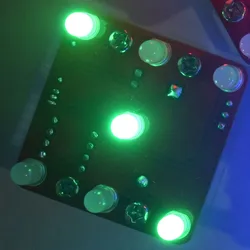 Interactive LED Dice Kit with Breathing Light Effect and Vibration Motor - Durable DIY Electronics (Green)