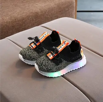 

2020 Kids Led Shoes Sneakers Children Sneakers with Backlight Led Shoes for Kids Children Glowing Sneakers chaussure lumineuse