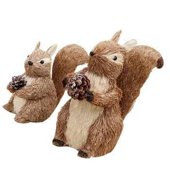 

2Pcs Lovely Squirrel Adornment Hay Crafts Squirrel Model Decor (Light Brown)