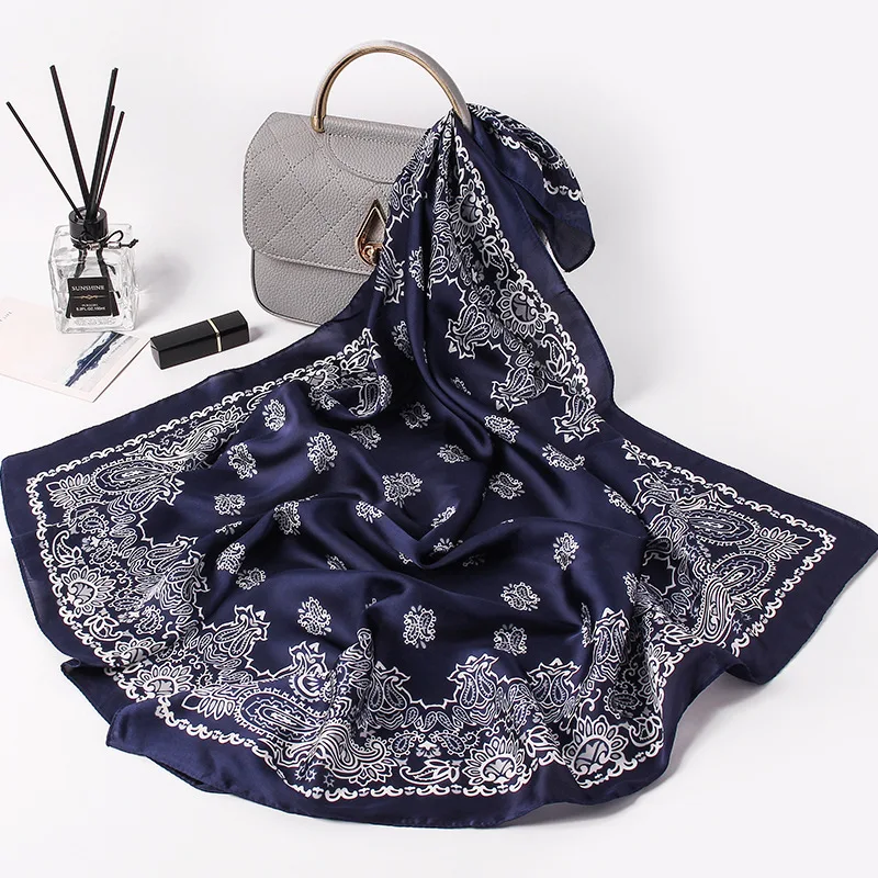 

Fashion Silk Satin Hair Scarf For Women Small Shawl Paisley Printed Bandana Head Bag Scarfs Female 70*70cm Kerchief Neck Scarves
