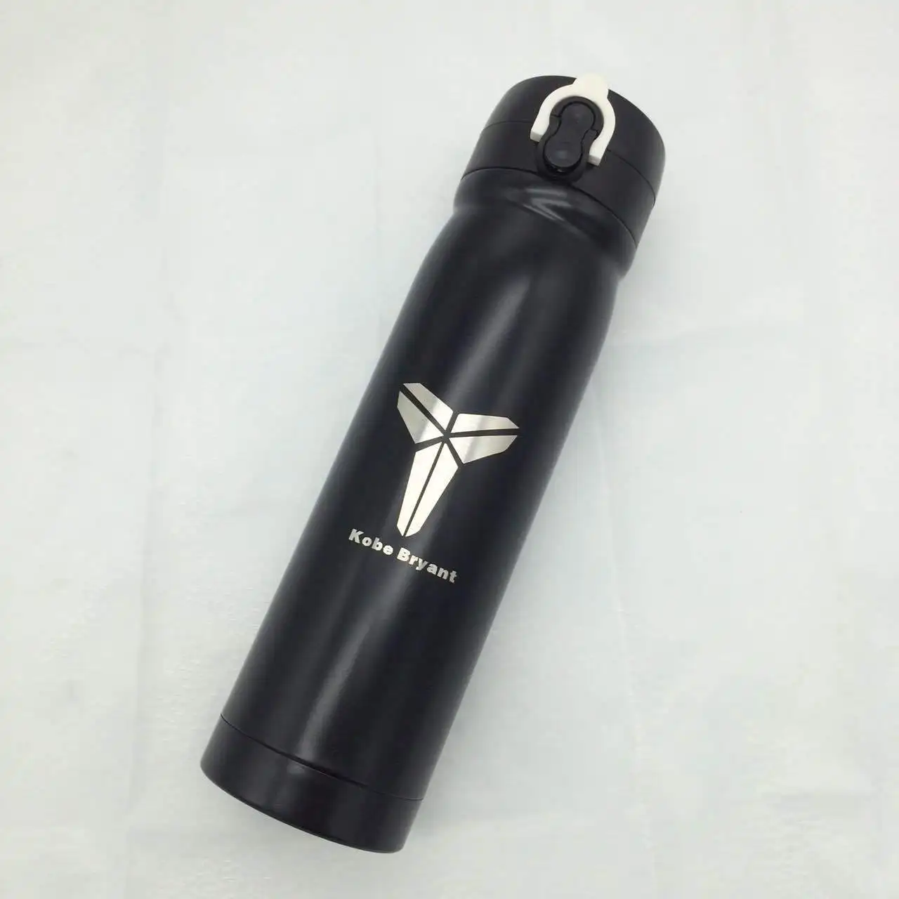 

NBA Star Commemorative Models Bounce Cover Insulated Cup Festival Creative Gifts Fashion Insulated Cup Factory Direct Custom
