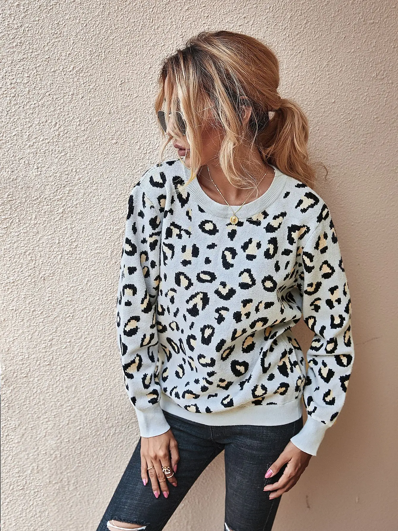 High Quality Fashion Women Knitted Sweaters Leopard Print Ladies Long Sleeve White Sweater Female Jumper Femmes Pullovers Lady striped sweater