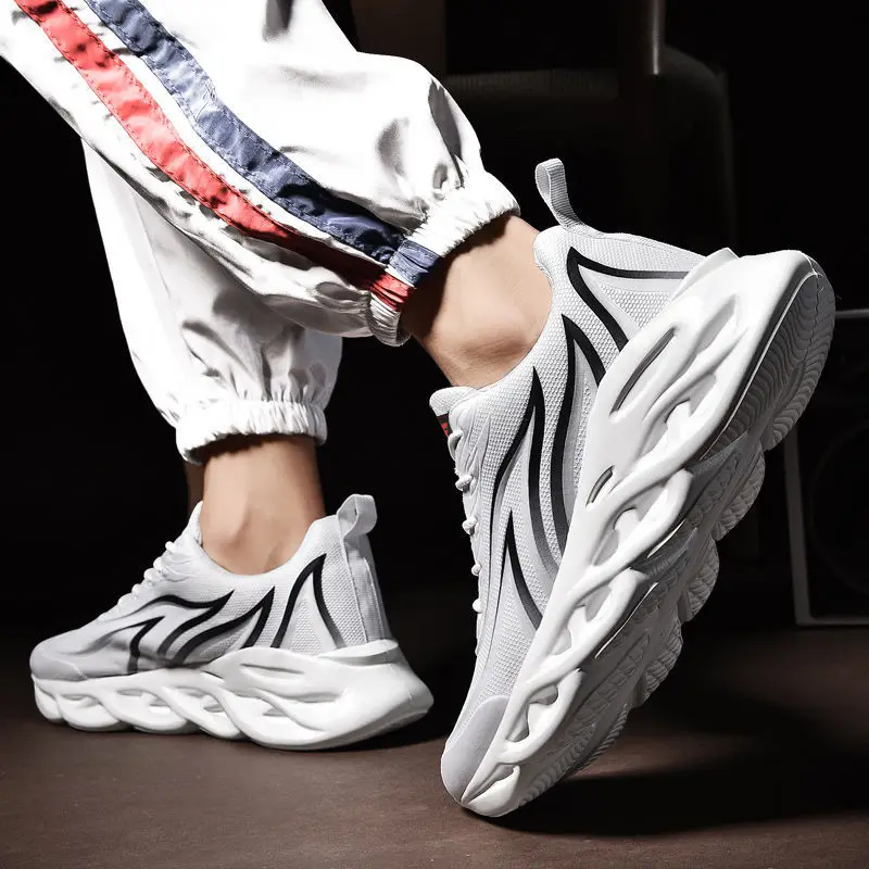 Summer new student shoes men's shoes lovers 2021 spring and summer hot blade fashion lady running shoes