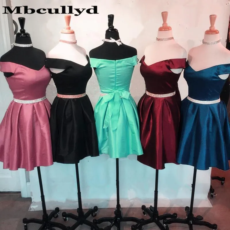 Mbcullyd шикарные атласные коктейльные платья сексуальное с открытыми плечами платье для выпускного вечера с кристаллами короткое vestidos de fiesta de noche