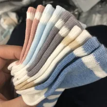 5 par/lote de algodón suave para niños de otoño e invierno calcetines bebé niña linda y cálida caricatura de puntos medias deportivas a la moda regalo de los niños