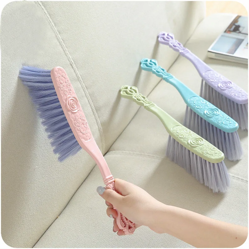 

Nordic Carved Clean Brush Long Handle Sofa Curtain Desktop Dusting Brush Wardrobe Corner Bed Brush Wooden Carpet Broom Cleaning