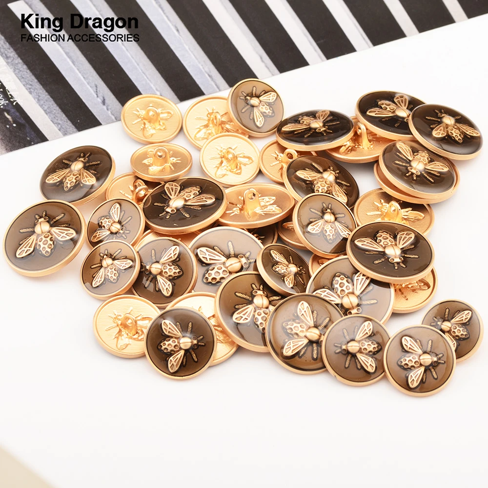 New Arrival 6 PCS Rhinestone Decor Metal Gold Bee Buttons For Clothes Coat Cardigan Sweater Sew Needlework KD871