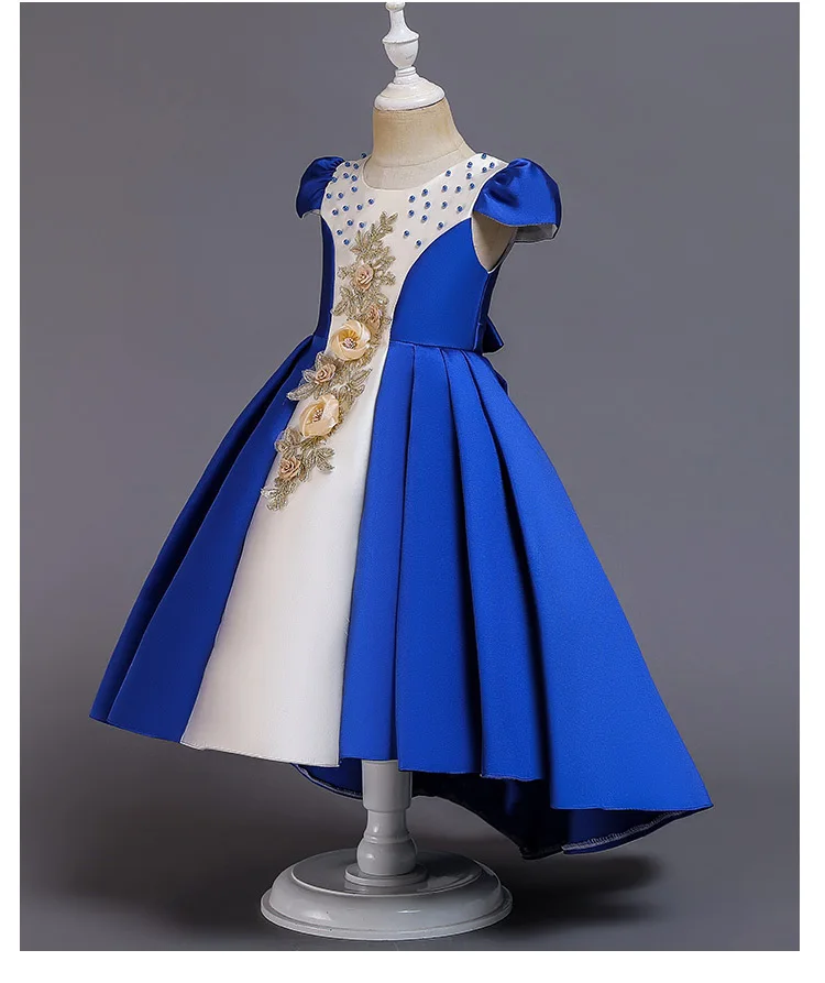 12563753457_699647694