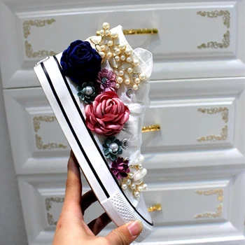 

Brand Luxury Handmade Camellia Flats Small White Shoes String beading Espadrilles Women Riband Lace Up All-match Creepers mujer