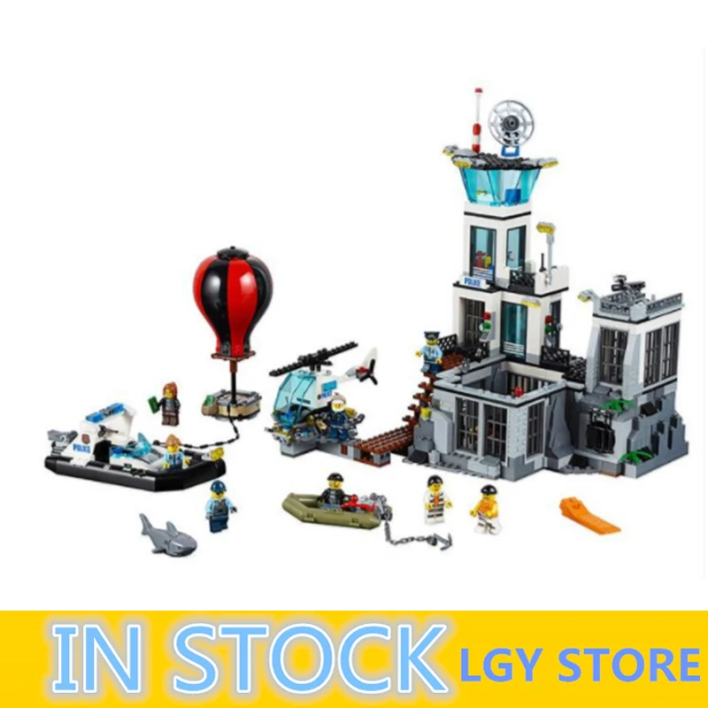 

02006 815pcs Prison Island City Series Building Blocks Bricks Children's Educational Toy Birthday Gift Compatible with 60130
