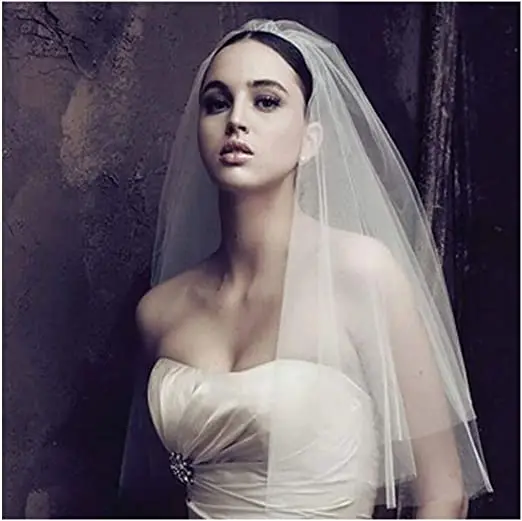 

Women's Wedding Tulle Veil and Headpieces Chapel Veils with Comb 2 Tier Bridal Hair Accessories