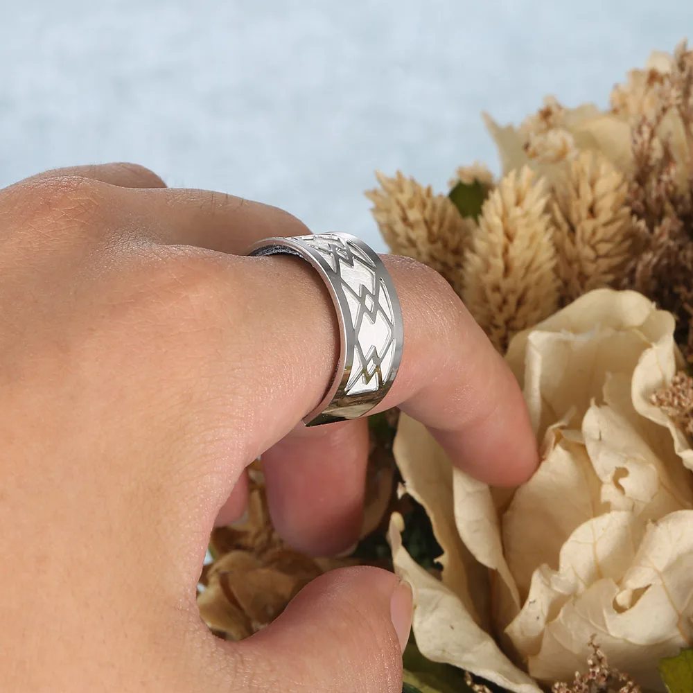 Женское кольцо из нержавеющей стали регулируемое с реверсивным кожаным