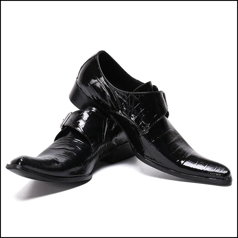 Элегантные мужские туфли на каблуке с острым носком без шнуровки с узором «Аллигатор»; лоферы с ремешком из лакированной кожи; мужские официальные туфли ручной работы на плоской подошве; SL854