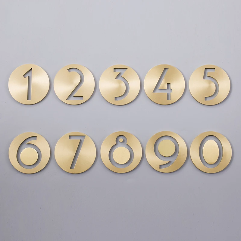 

Golden Brass Numbers Retro Villa Hotel Door Plates Round Hollow Figures Digital Company Dormitory Home /0-9