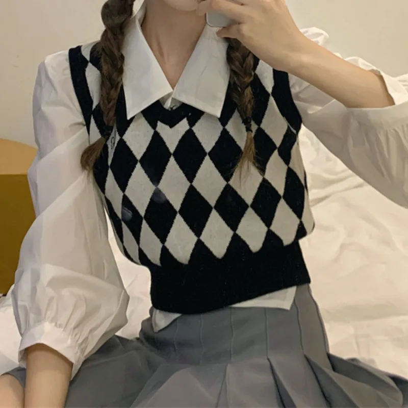 Lingge Knitted Vest for Women in Autumn with a Small V-neck Sweater Waistcoat Net Red |
