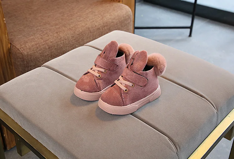 9949043537_1245930263