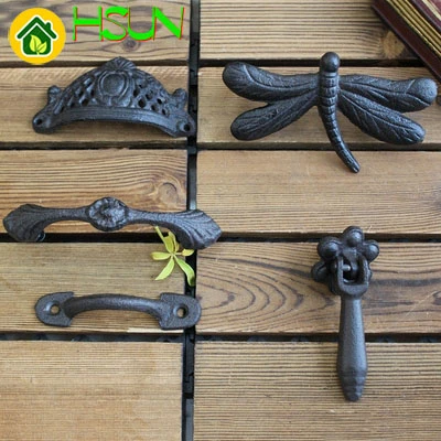 Puxador de Ferro Fundido para Maçaneta Pequena para Porta de Coroa de Ferro Puxador para Vinho puxador de ferro fundido para macaneta pequena porta coroa ferro puxador vinho 01